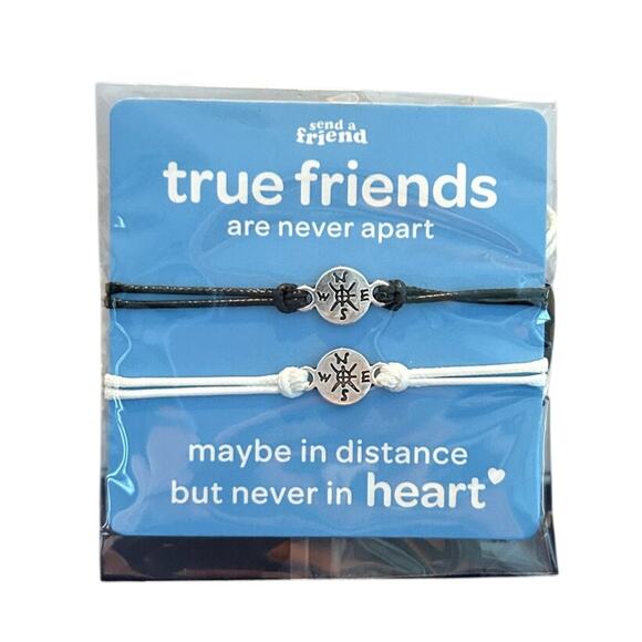 Friends Gift Set NWT One pair of purple fuzzy socks and Two Friends bracelets - Picture 3 of 4